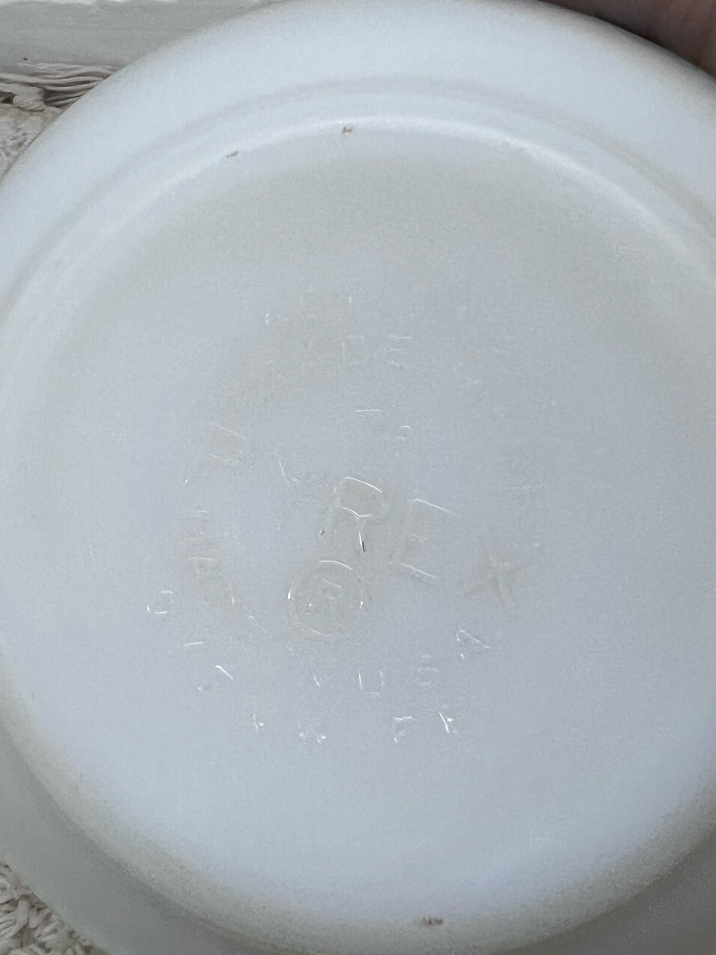 Pyrex Bowl Set - Amish Buterprint - Three Nesting Bowls