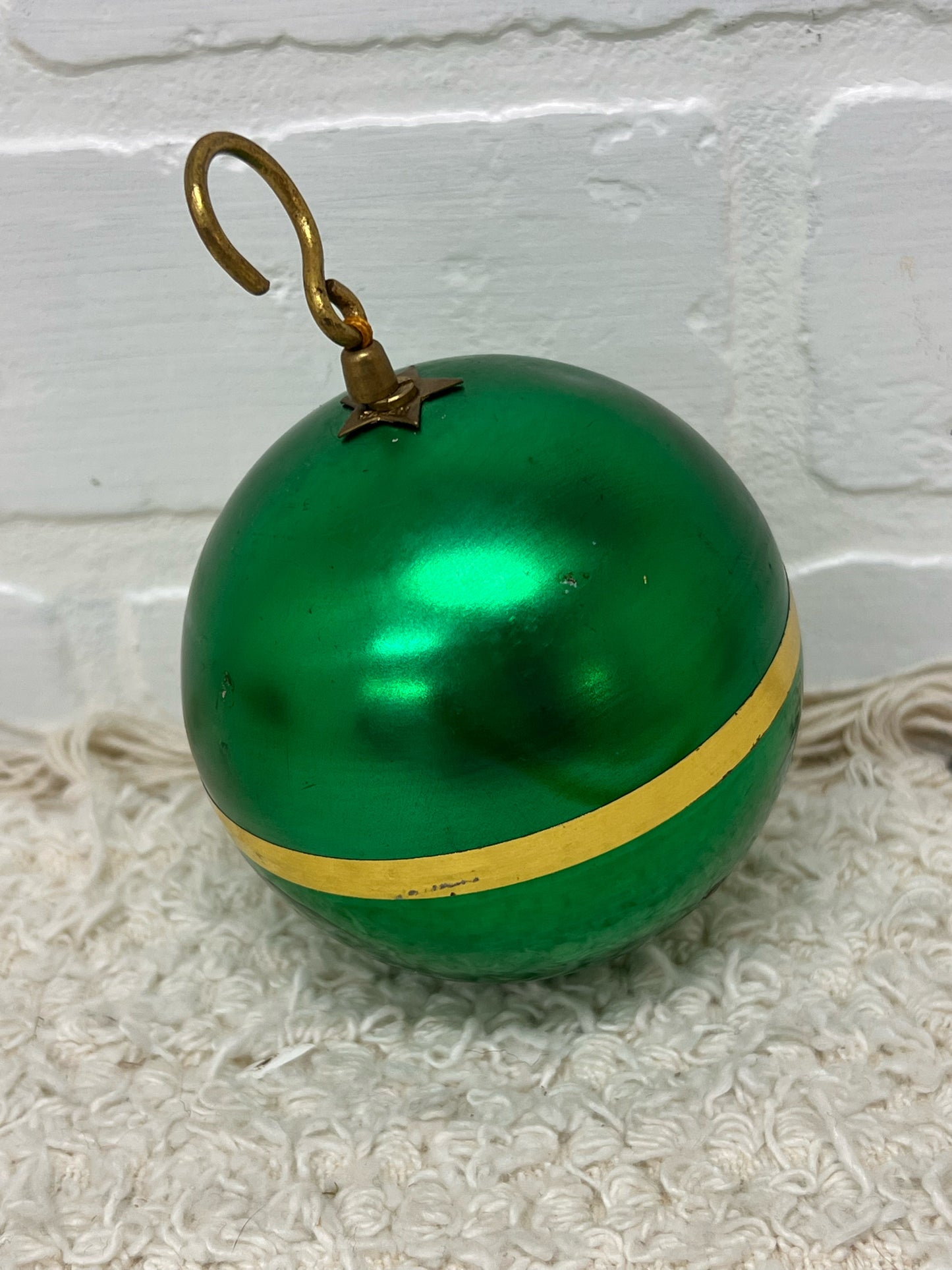 Vintage Mid-Century Musical Jingle Ball