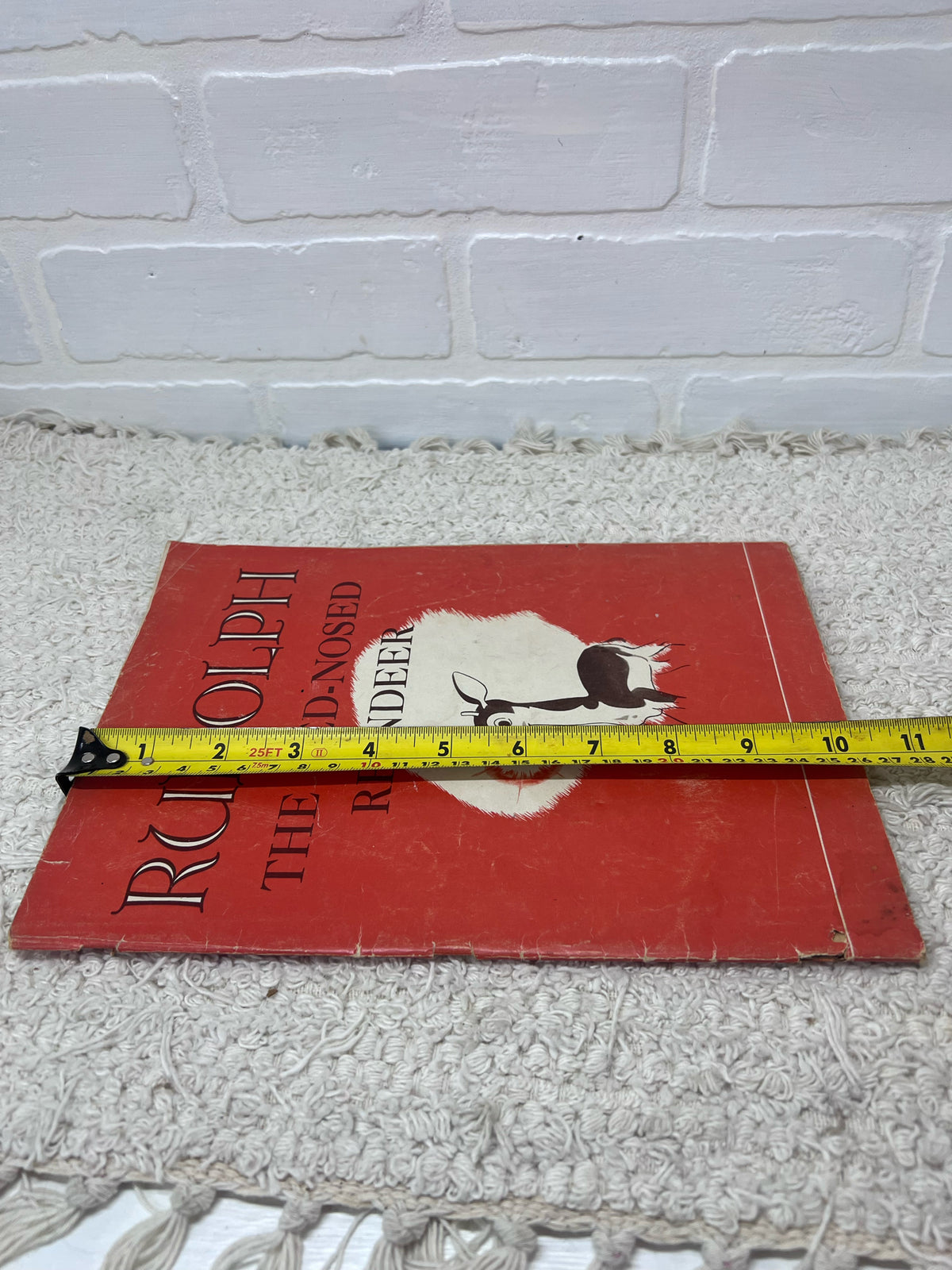 Montgomery Ward 1939 Rudoph The Red-Nosed Reindeer Christmas Book