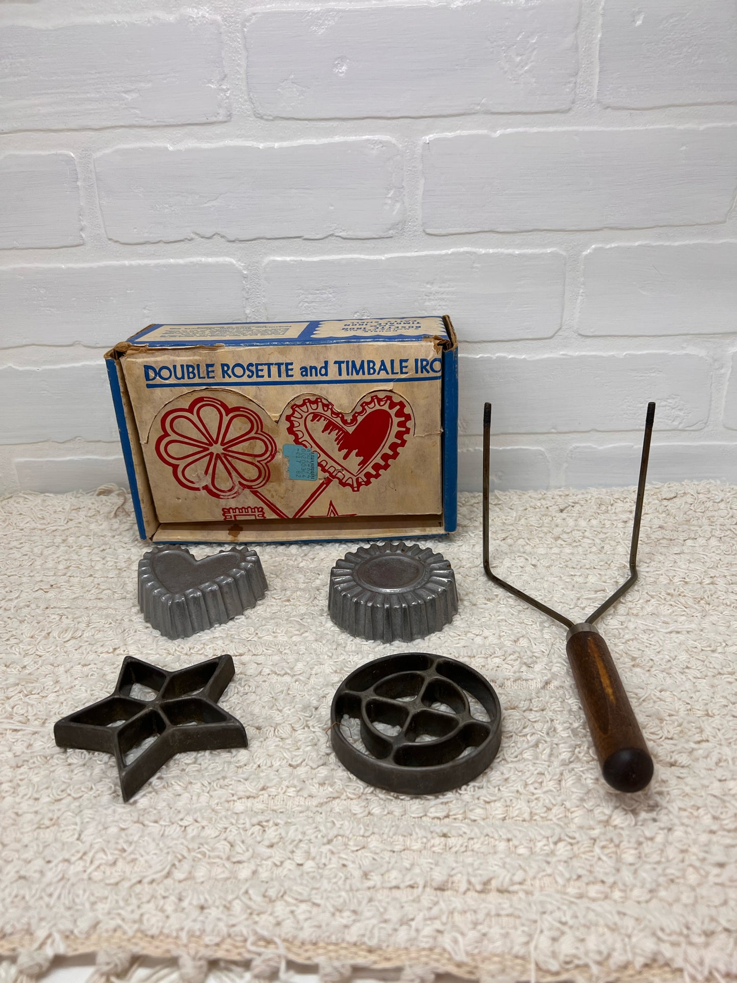 Vintage Double Rosette Set