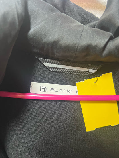 Size M Blanc Noir Traveler Jacket