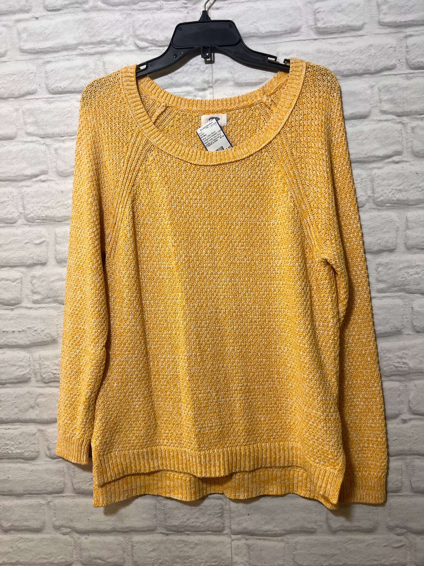 Size L Old Navy Used Sweater