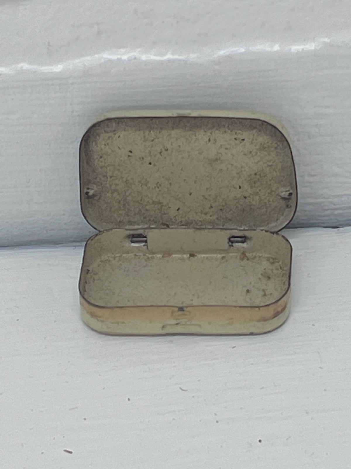 Vintage 1930's Aspirin Tin - Certified Brand - Tiny!