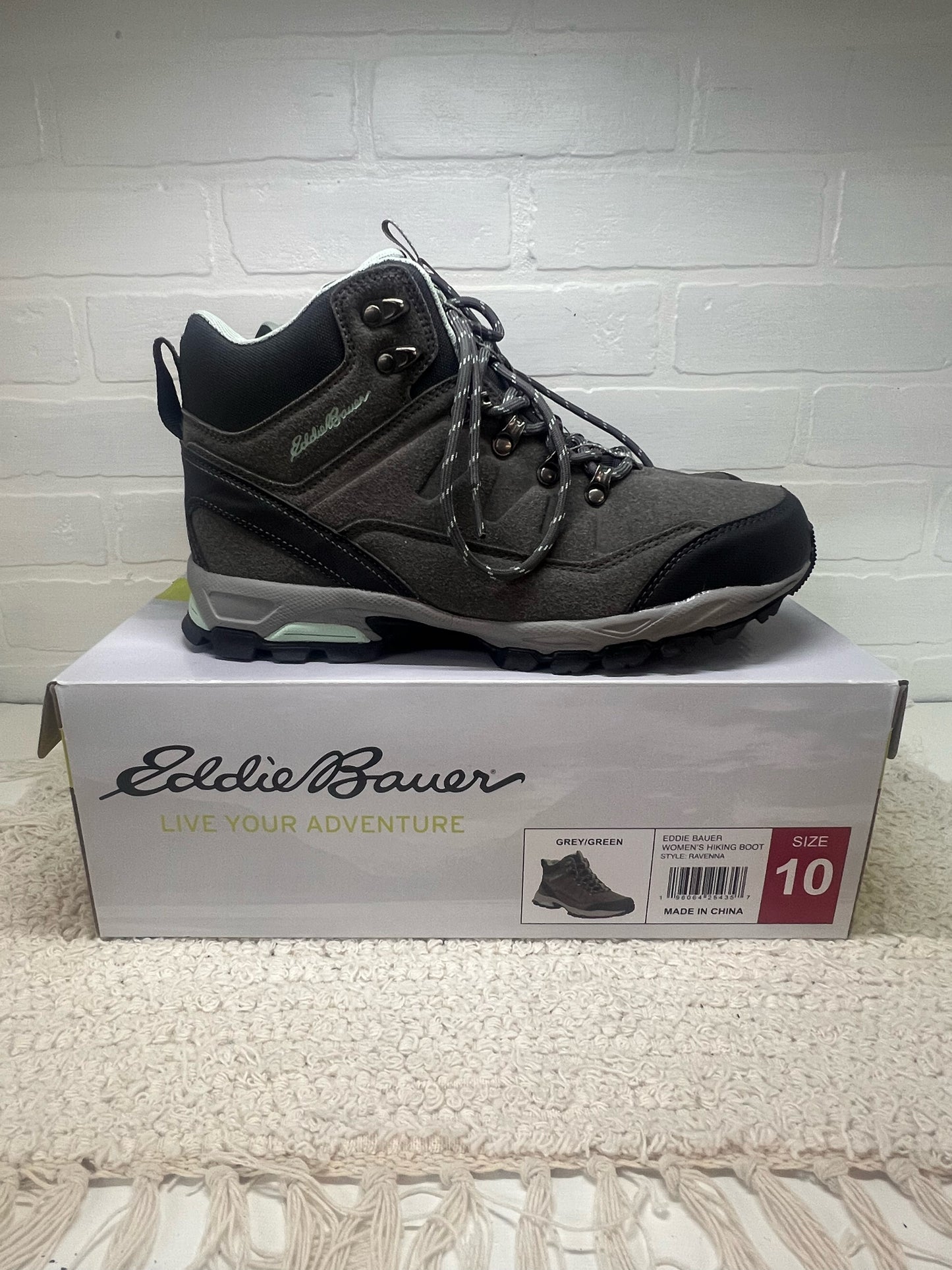 Eddie Bauer Ravenna Women's Hiking Boots: Size 10 Grayt/Green