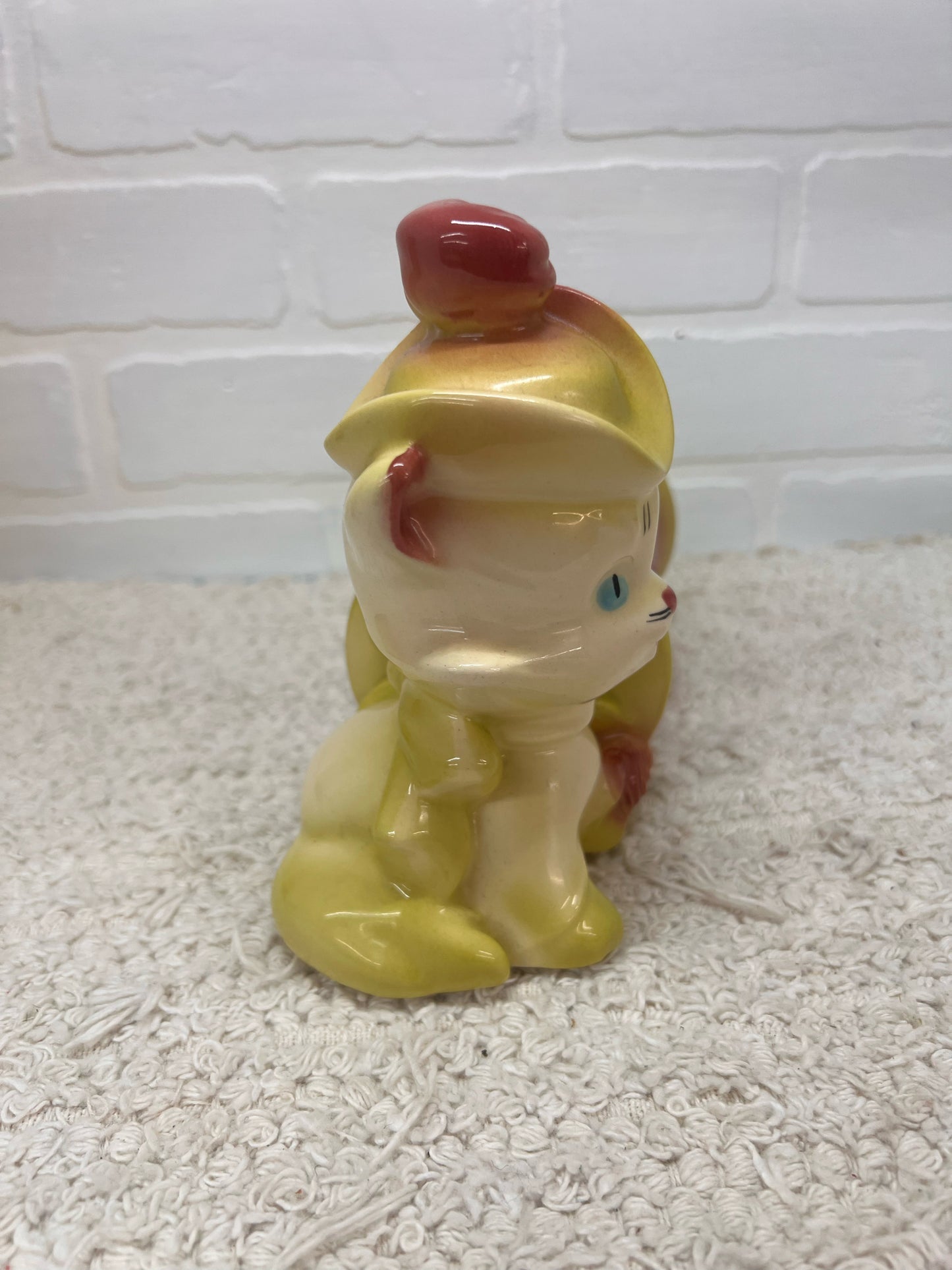 Hull Pottery Puss in Boots 1950's Planter