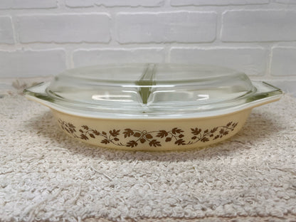 Pyrex Lidded Divided 'Golden Acorn' 1.5 QT Casserole Dish