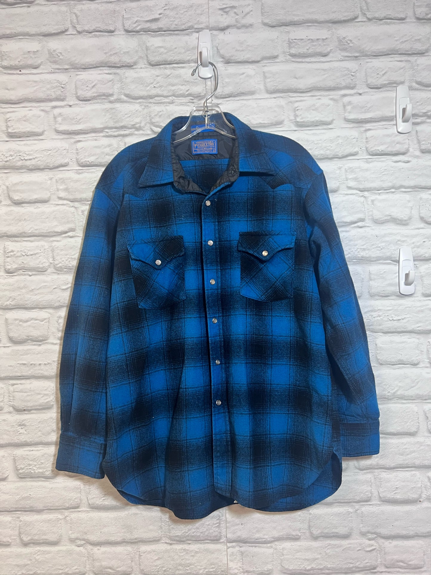 Size Large Vintage Pendleton Blue & Black PLaid Wool Western Shirt/Shacket