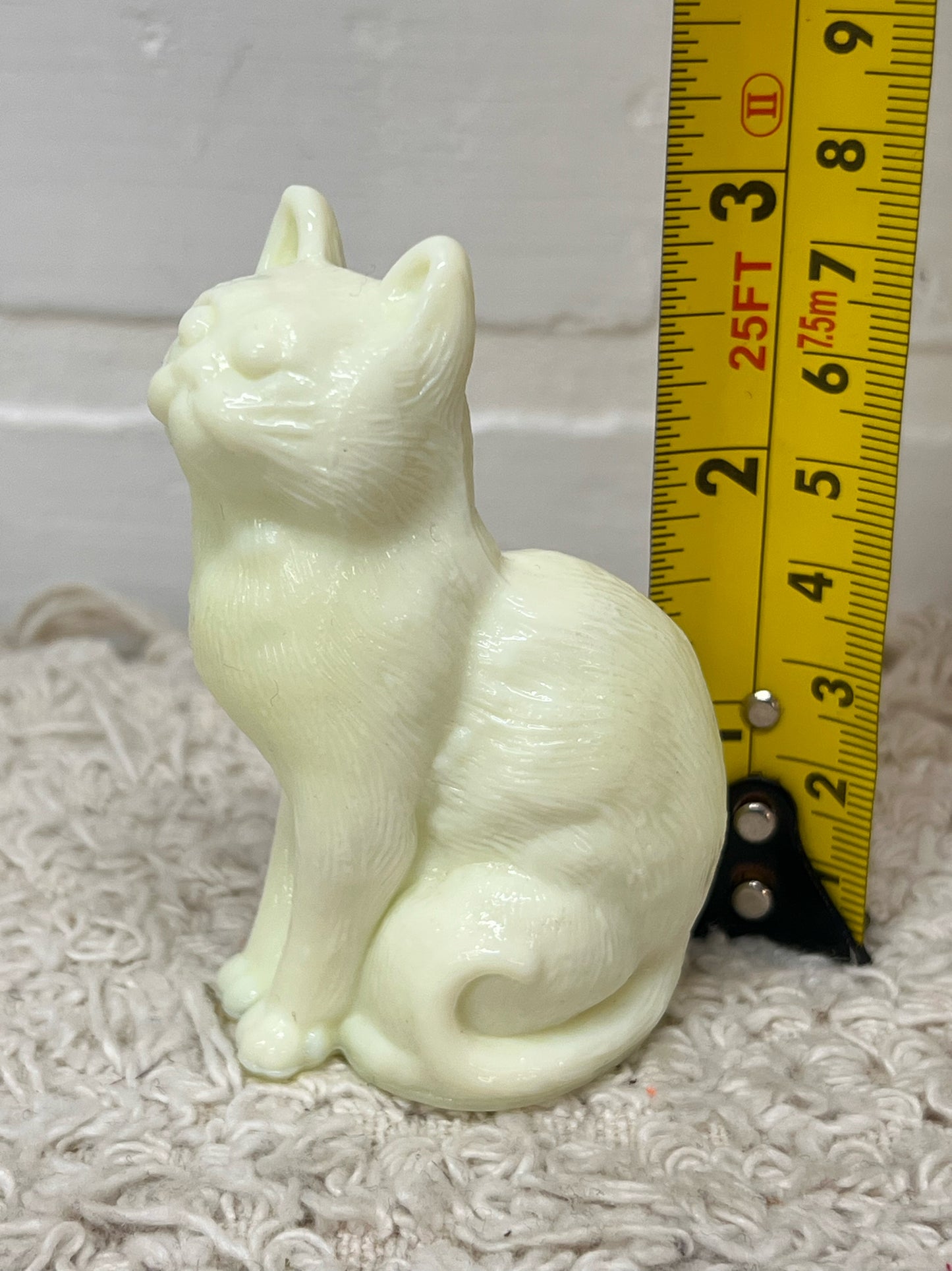 Moser Custard Glass/Uranium Glass Cat Figurine