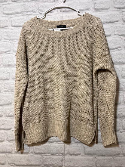 Size M J. Crew 100% Linen Lightweight Neutral Sweater