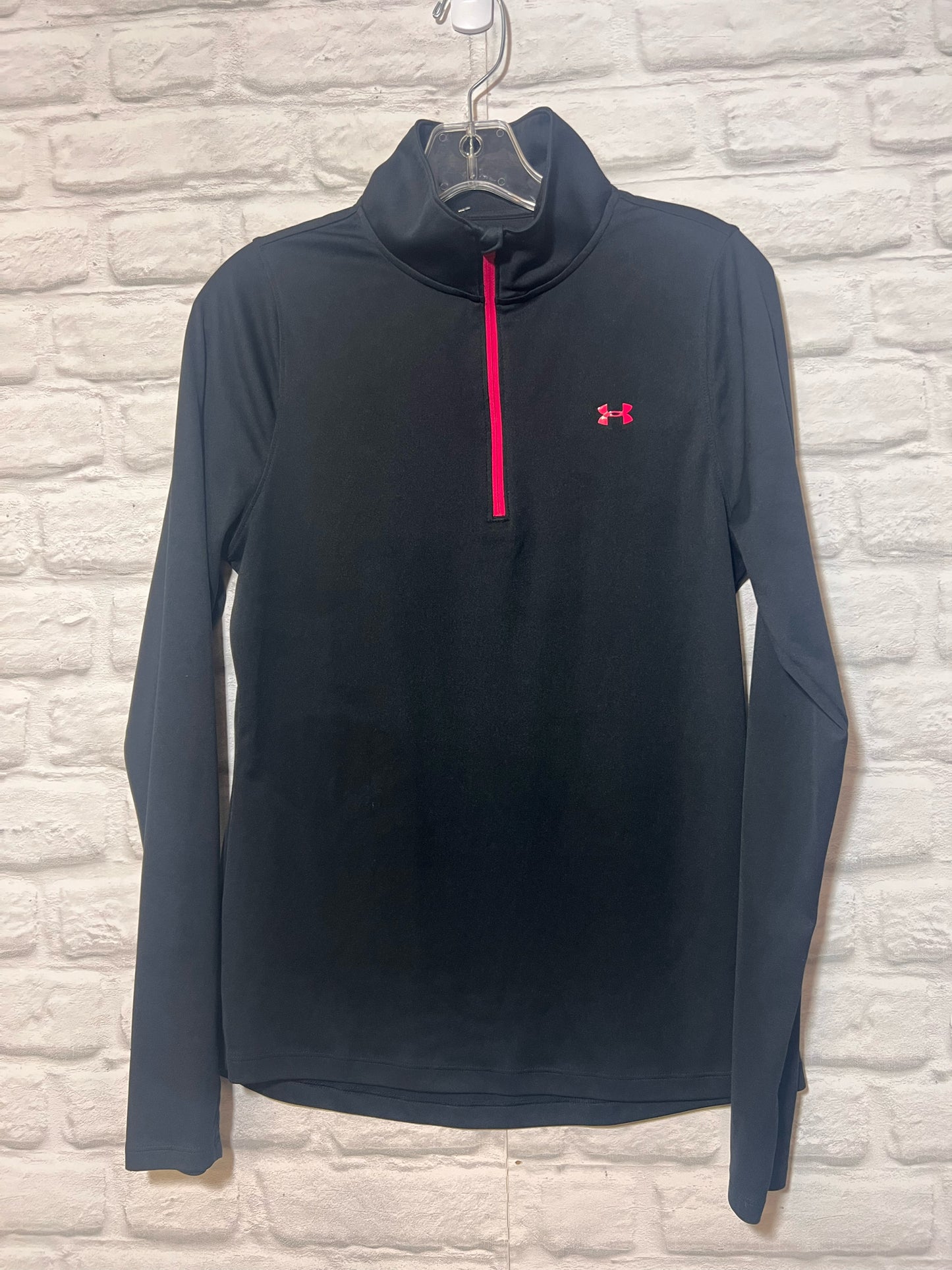 Size M Under Armour Black 1/4 zip pullover