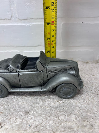 1974 Banthrico Advertising Automobile Coin Bank - Best Western