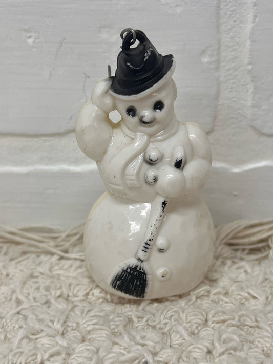Rosbro Mid-Century Plastic Snowman Ornament