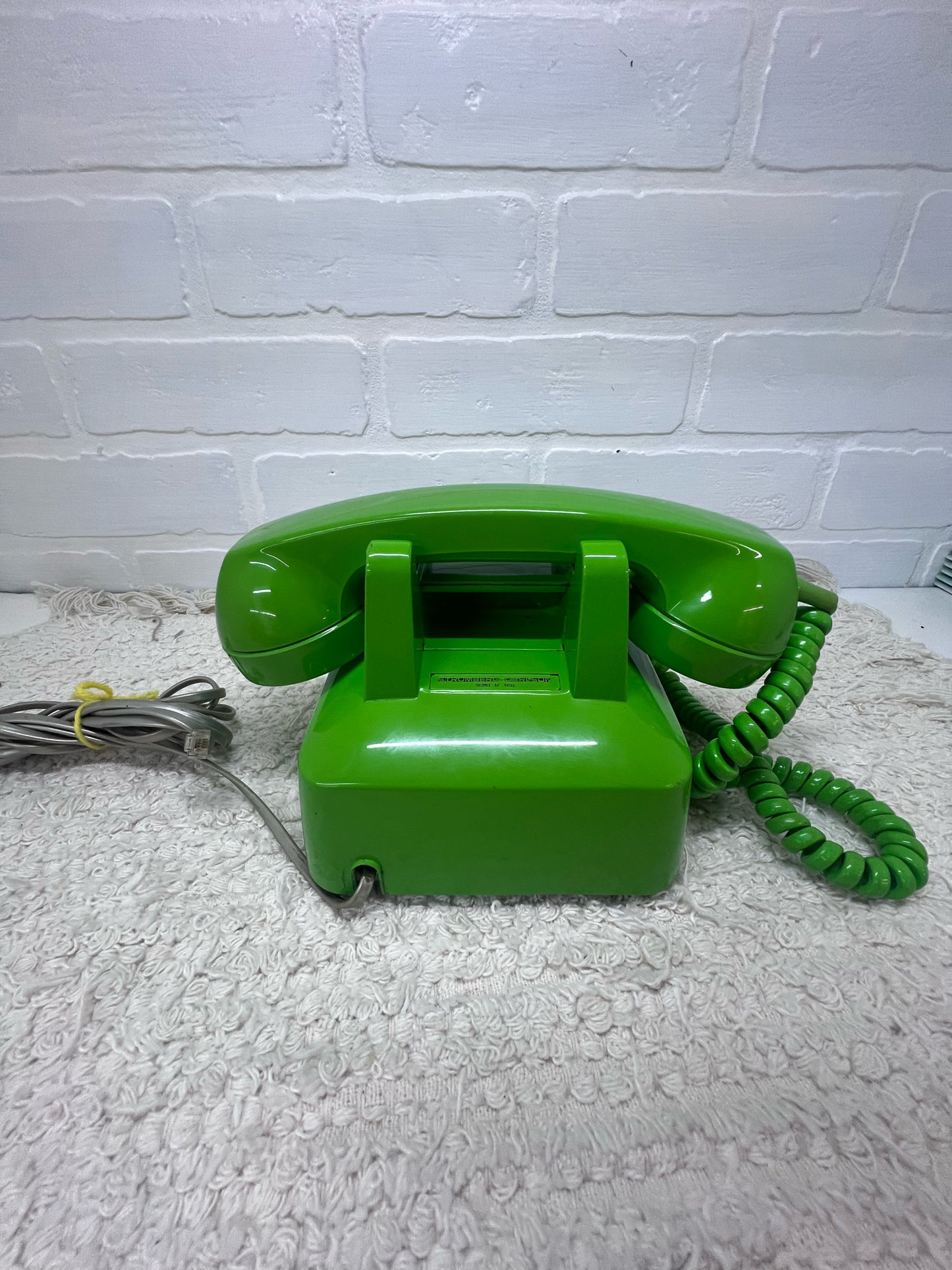 Stromberg-Carlson Lime Green 1970's Dial Corded Telephone
