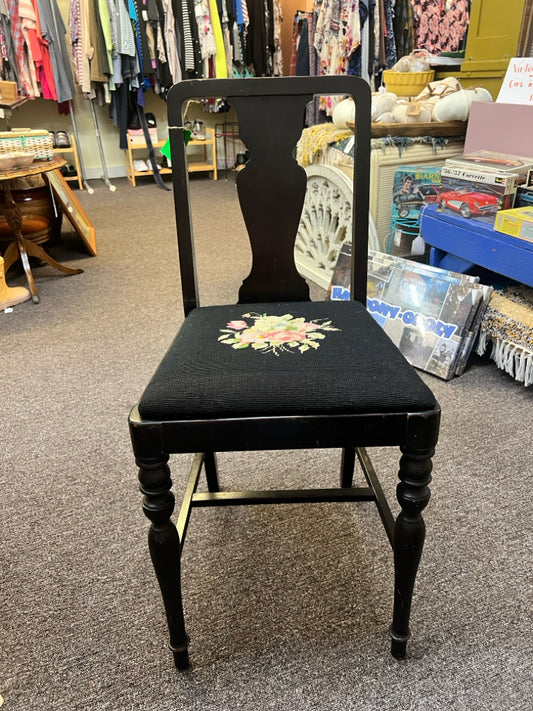 Vintage Needlepoint Seat Chair