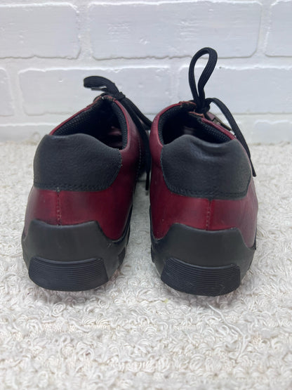Shoe Size 42 Remonte Dorndorf Maroon & Black Sneakers
