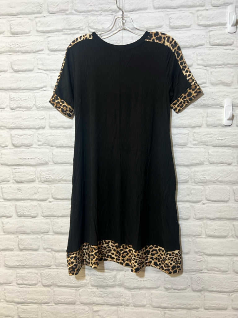 Size S Celeste leopard print trimmed tunic