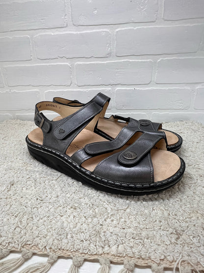 Shoe Size 42 Finn Comfort  Sandals in Metallic Silver/Gray