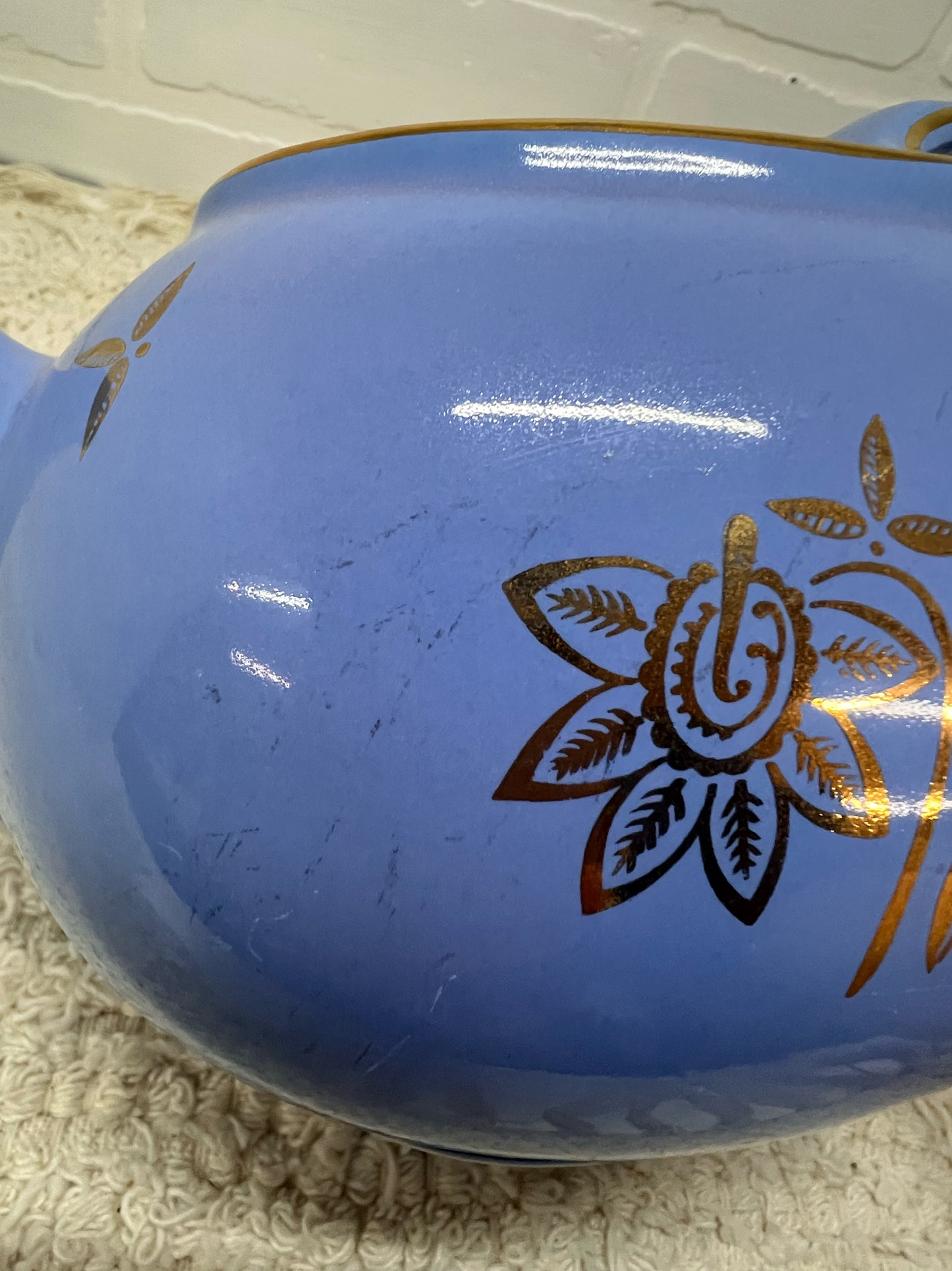 Hall Blue & Gold 8 Cup Lidded Teapot w/ Teabag Hook