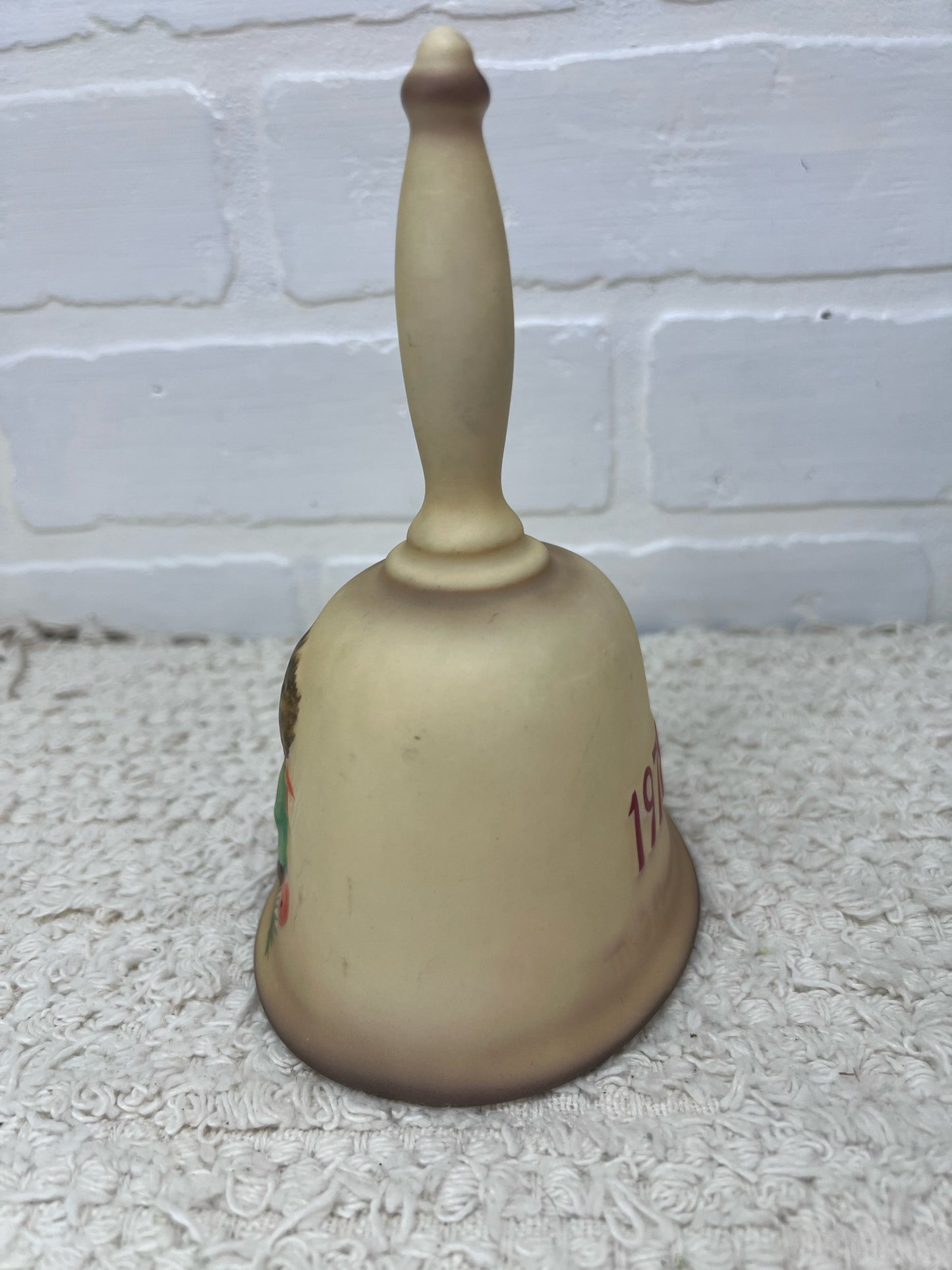 Goebels/Hummel 1978 "Let's Sing" Bell