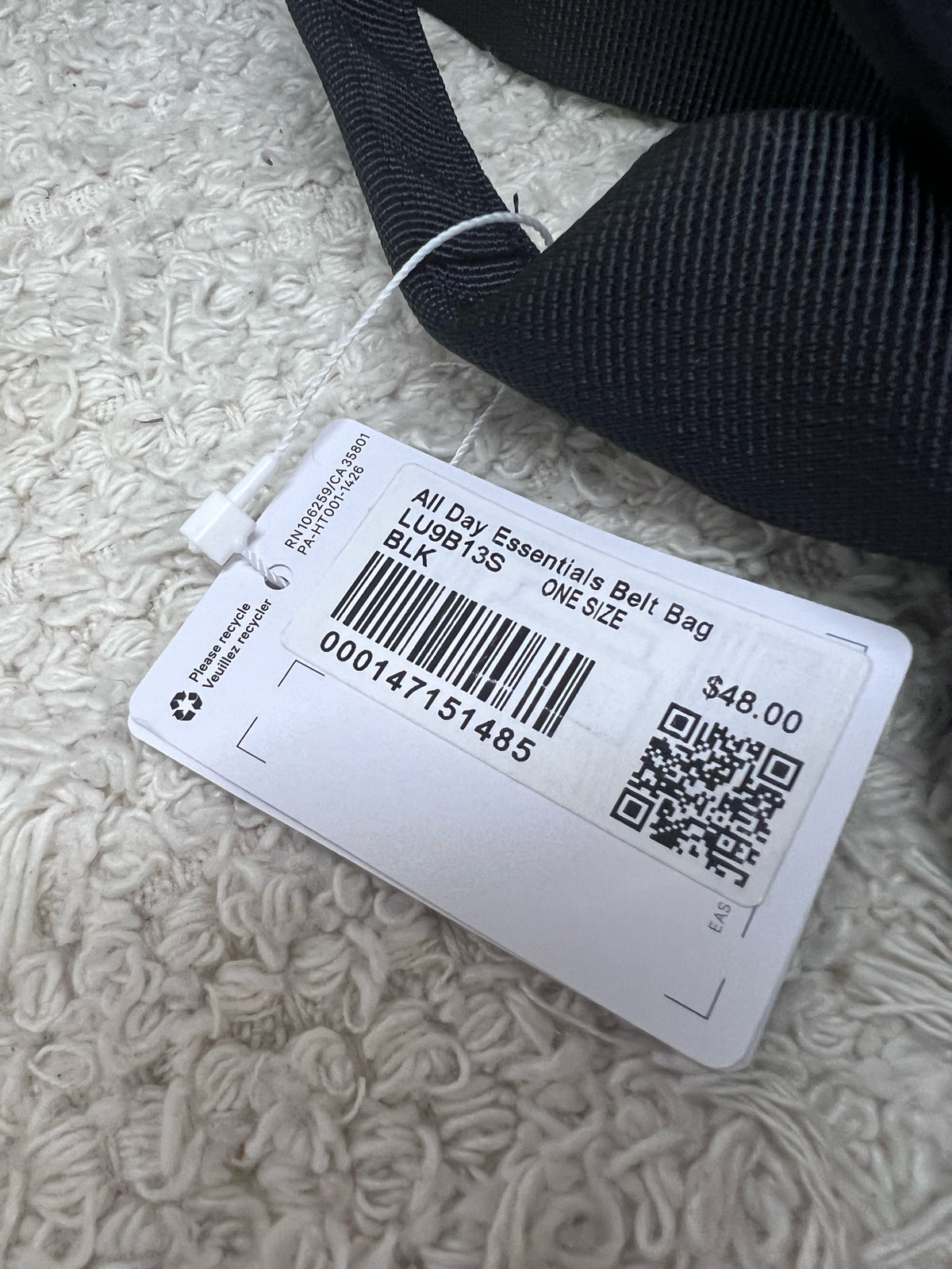 NWT Lululemon All Day Essentials Belt Bag in Black