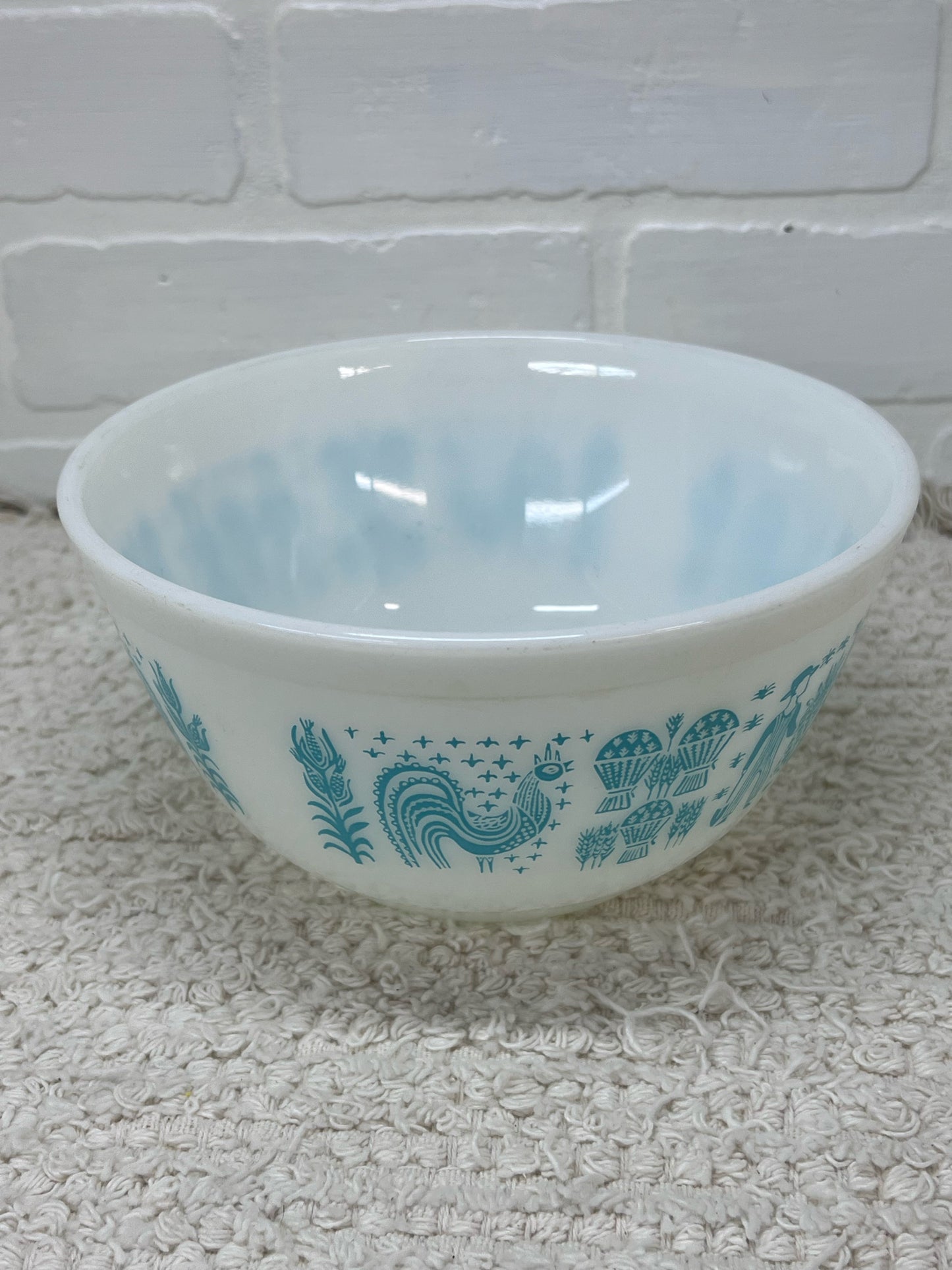 Pyrex Bowl Set - Amish Buterprint - Three Nesting Bowls