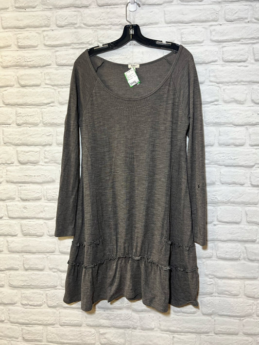 Size L Dylan Used Dress