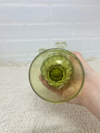 Fenton green ruffled hankie vase