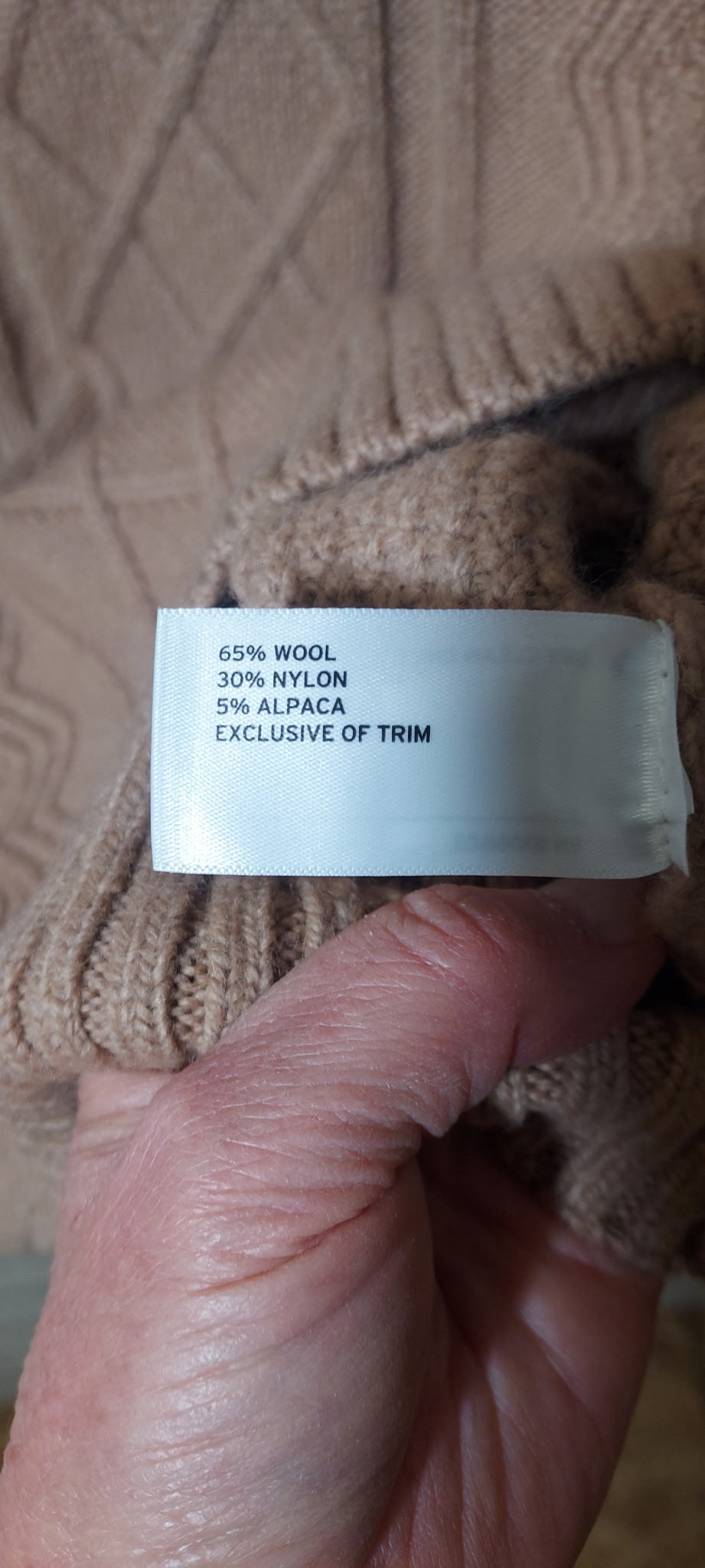 Size S Woolpaca Cable Duluth Trading Co. Sweater