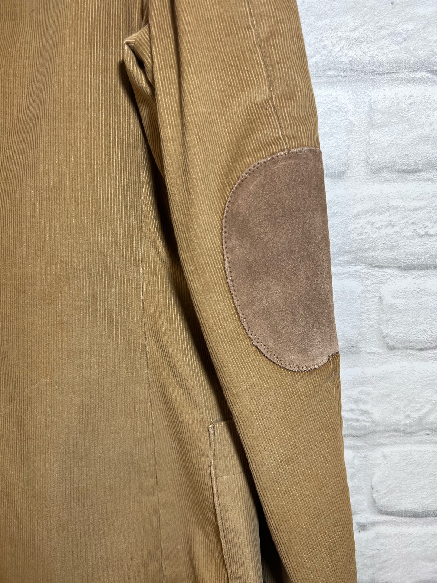 Farah Brand Men's Corduroy Blazer w/ Suede Elbow Patches Circa 1980s