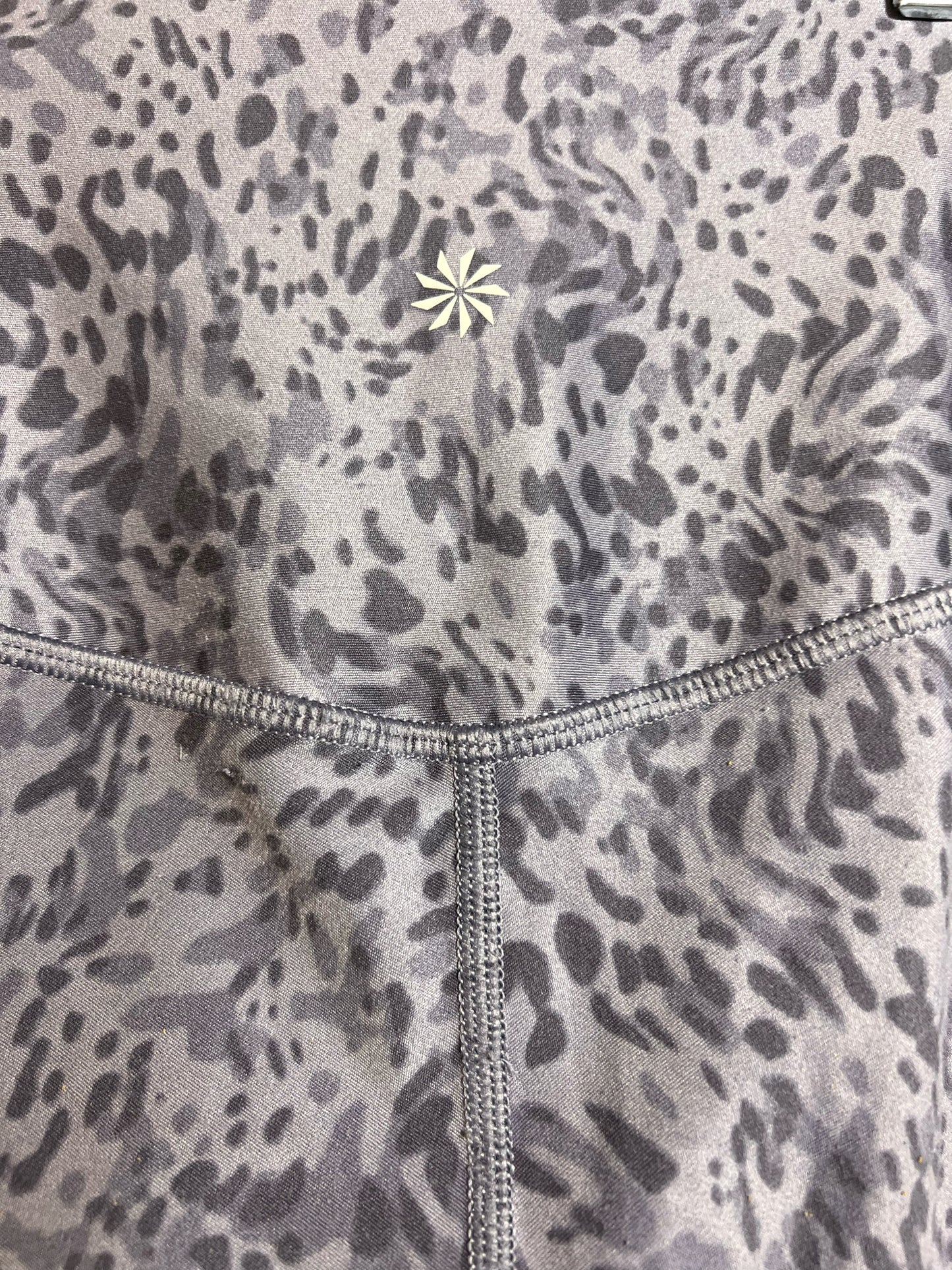 Athleta Size S Petite Purple leopard Crop Leggings