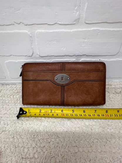 Fossil Vintage Style Keyhole Plate Wallet in Brown Leather