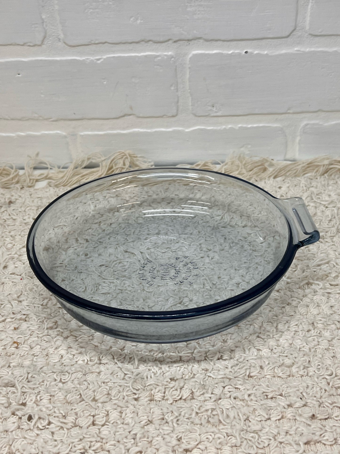 Pyrex Flameware Dish Set - 4 pieces plus handle