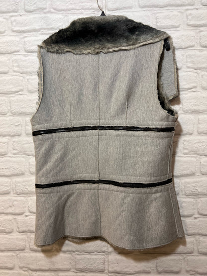 Size L Rebecca Elliot Faux Fur Zipper Vest