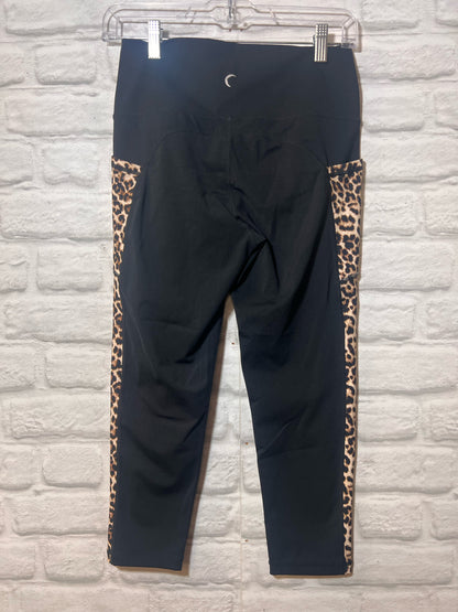Zyia Size 8-10 Leopard detail leggings