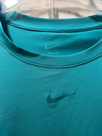 Size M Nike Teal Blue  NWT T-shirt