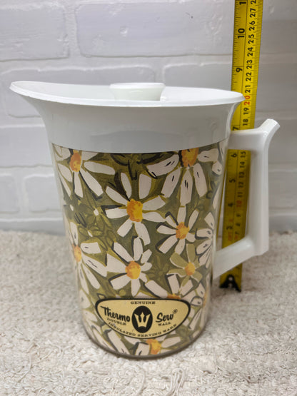 Thermo-Serv Lidded Pitcher w/ Four Mugs Green Daisy 1970's pattern