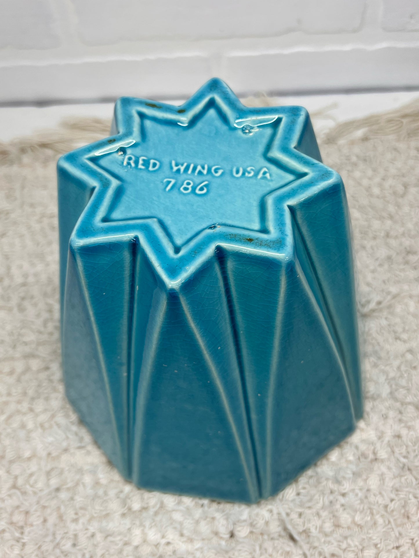 Red Wing Pottery MCM Prismatique Turquoise Vase/Planter