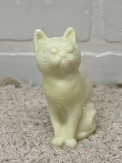 Moser Custard Glass/Uranium Glass Cat Figurine