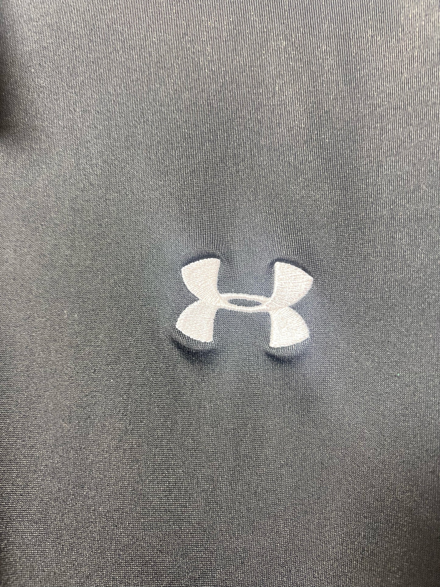 Size L Under Armour Black 1/4 zip Pullover