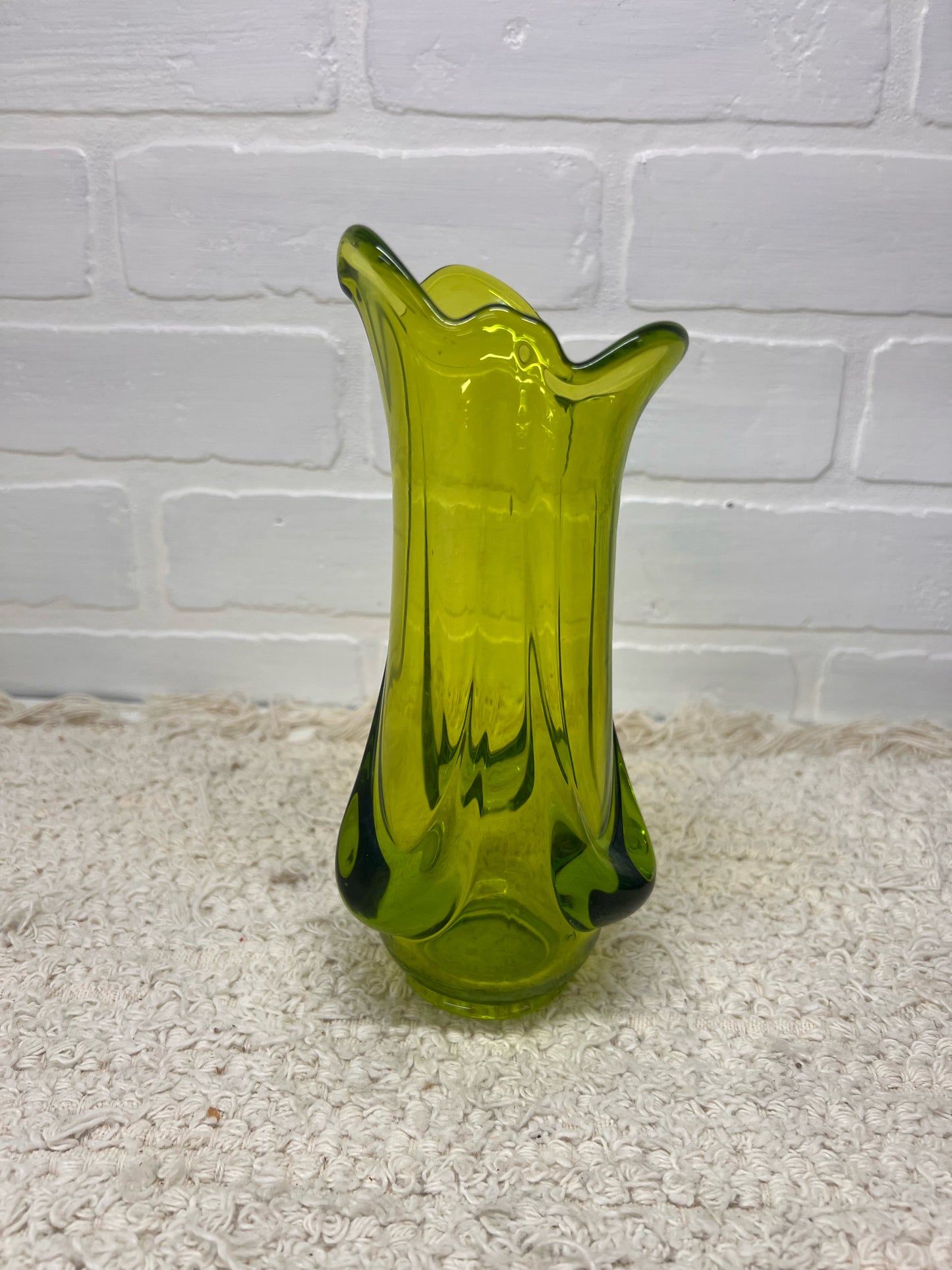 Viking Glass MCM Avocado Green Epic Drape Vase 8 Inch