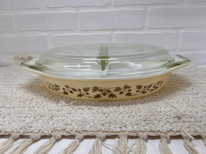 Pyrex Lidded Divided 'Golden Acorn' 1.5 QT Casserole Dish
