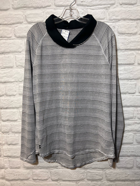 Size XL Under Armour Striped Shirt