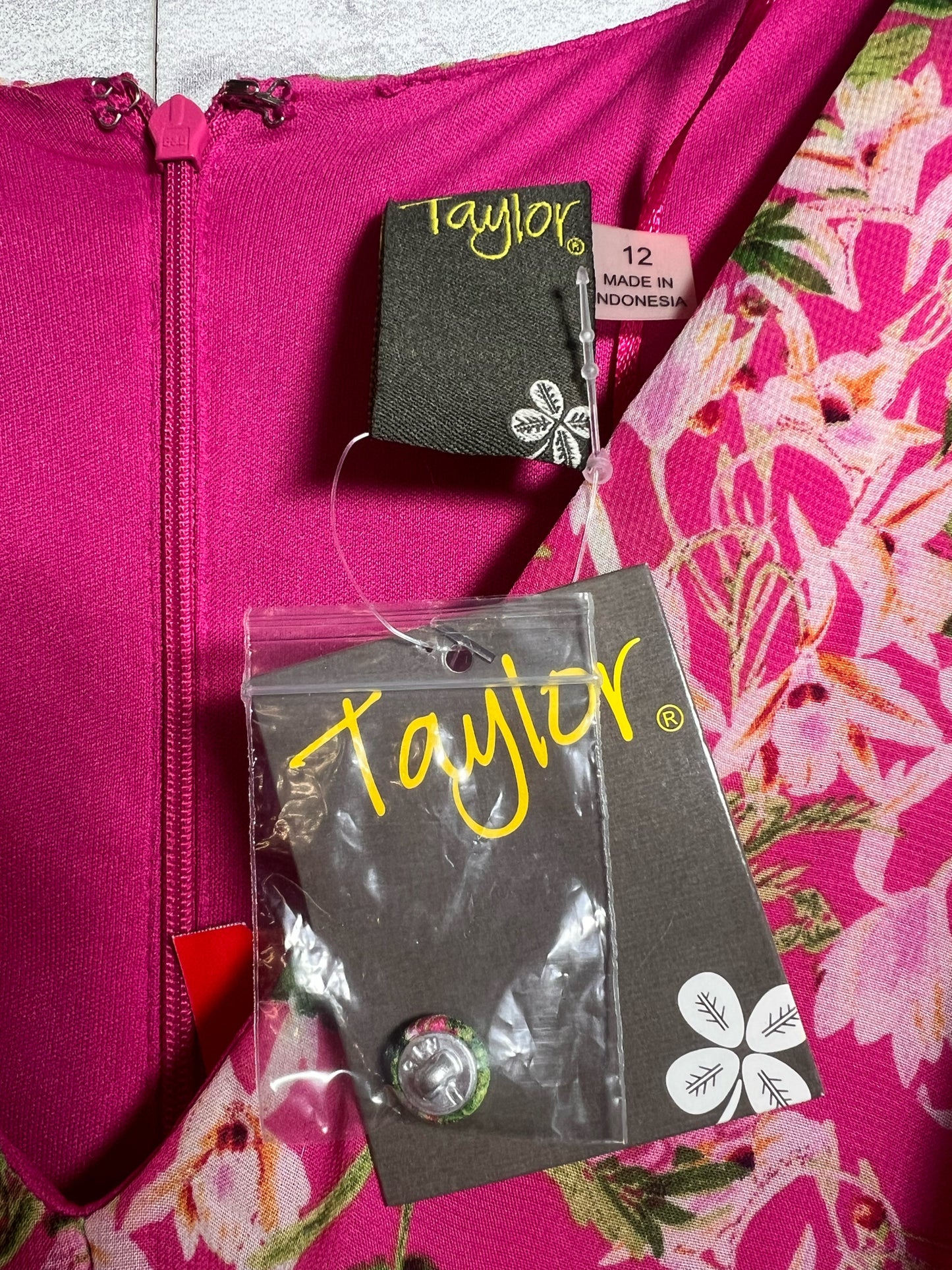 Size 12 Taylor Pink FLoral NWT Dress