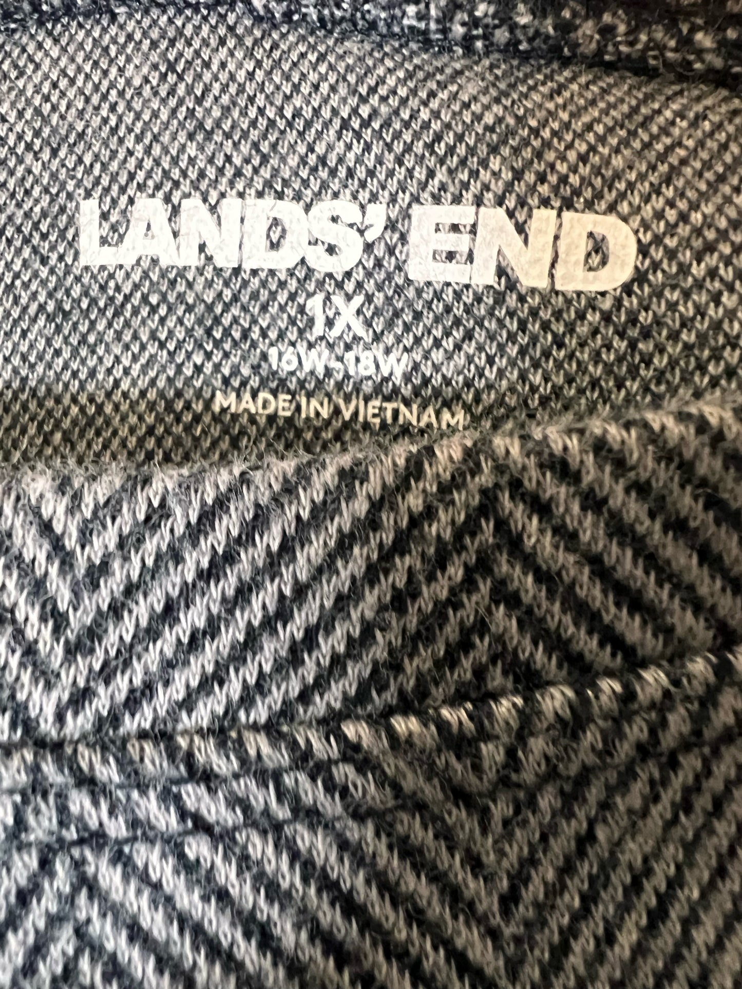 Size 1X Land's End Knit Herringbone Print Top