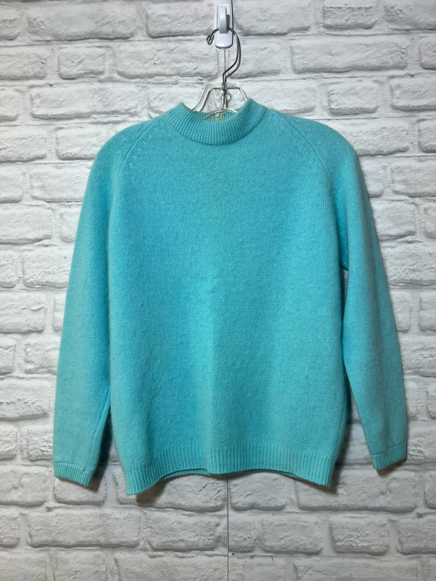 Vintage lambswool & angora sky blue sweater