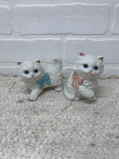 Homco White Ceramic Kitten Figurine Set (2)
