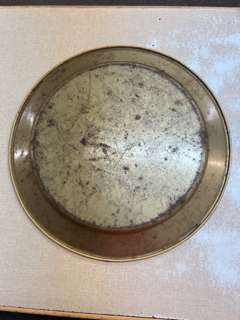 Large round metal rooster serving tray