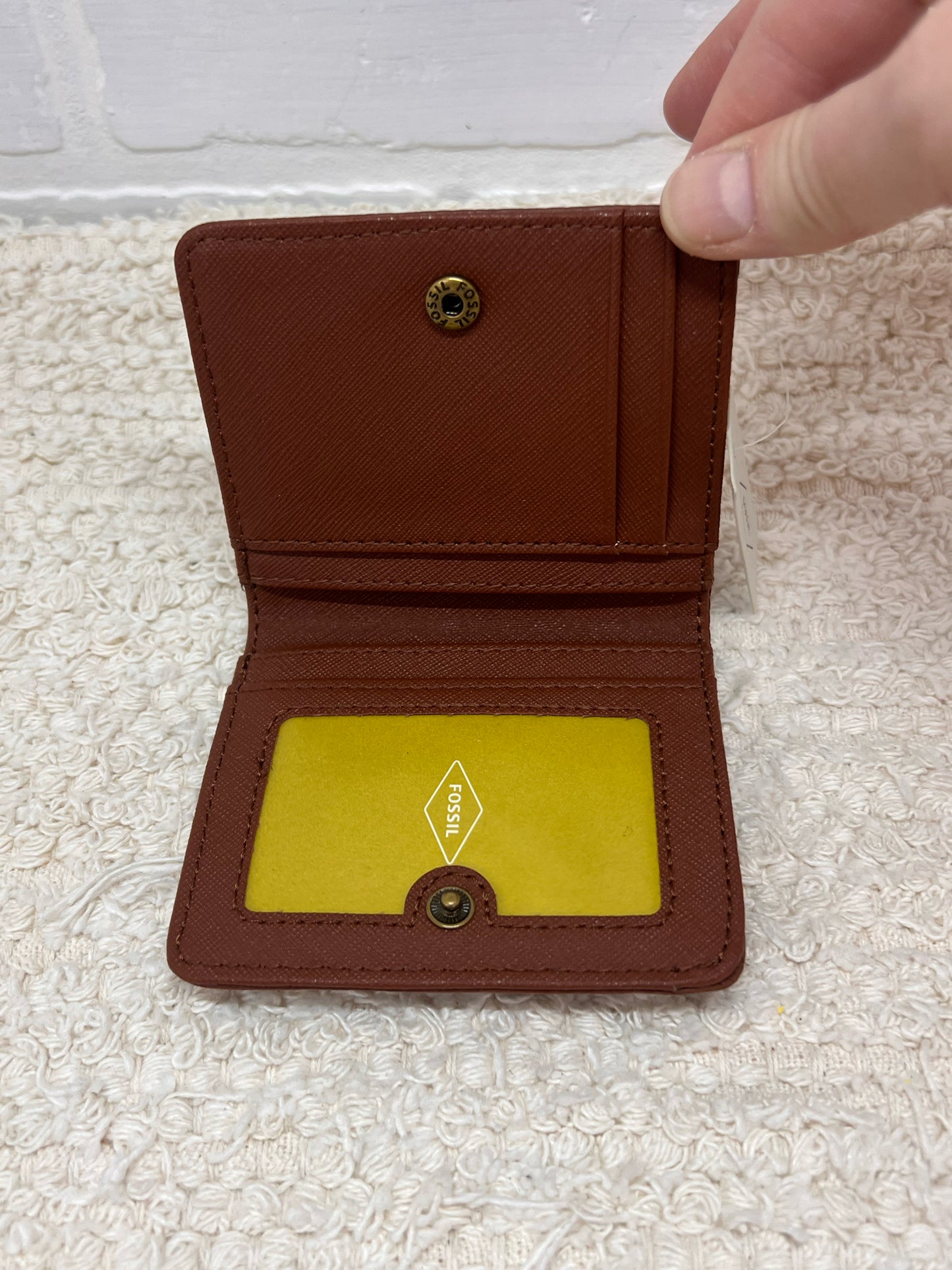 NWT Fossil Brown Madison Bifold Wallet