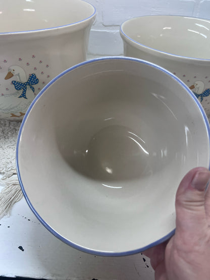Aunt Rhody Goose 1980's Bowl Set