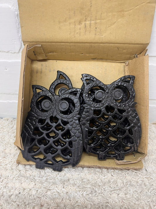 Vintage Owl Trivet Set - 4 four inch metal owls